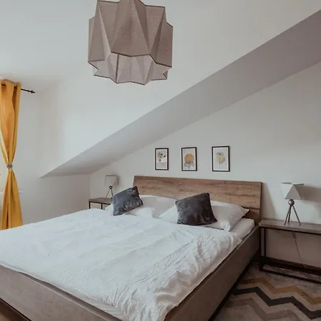 アパート Stary Trh